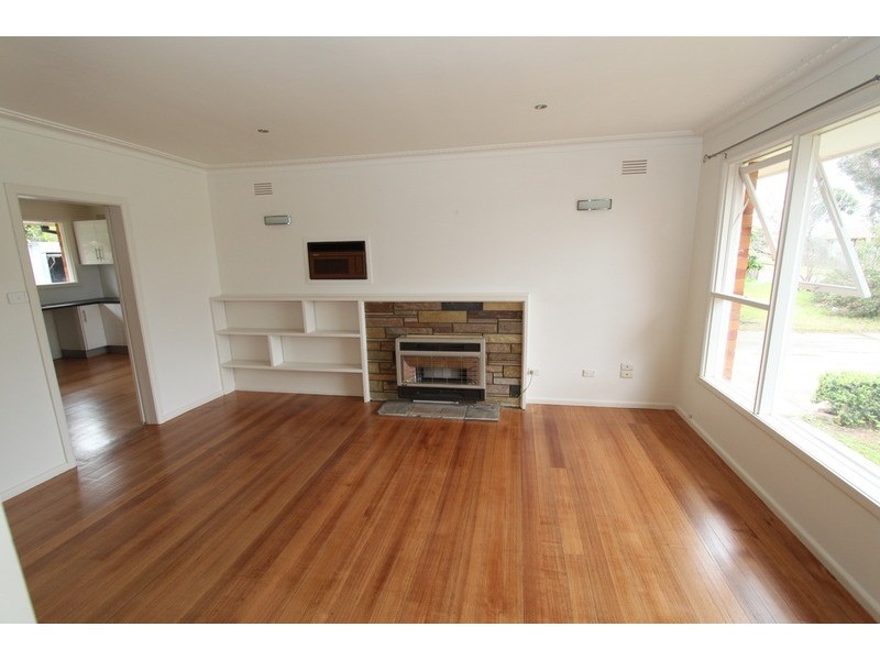 4 Sirdar Street, Melton VIC 3337