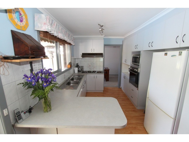 3 Corr Grove, Melton VIC 3337