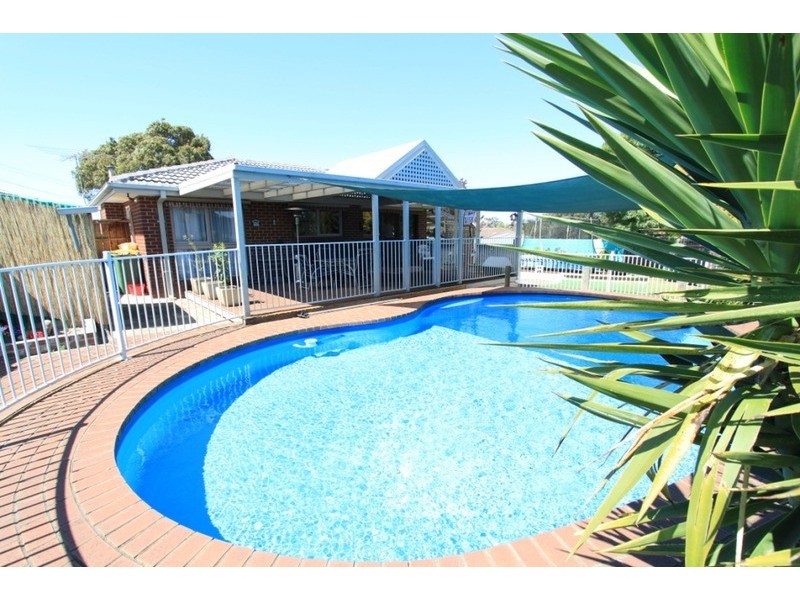 3 Corr Grove, Melton VIC 3337