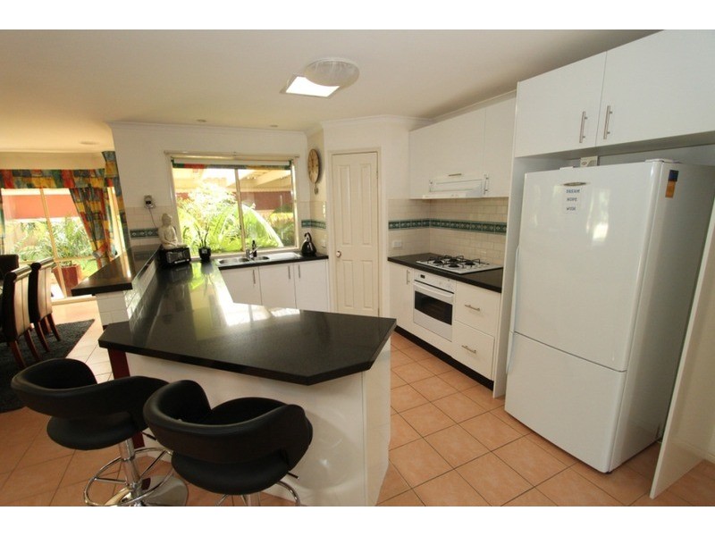 11 Hillsmeade Drive, Melton West VIC 3337