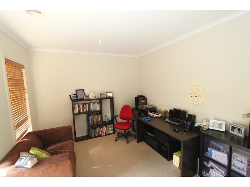 14 Ironbark Way, Brookfield VIC 3338