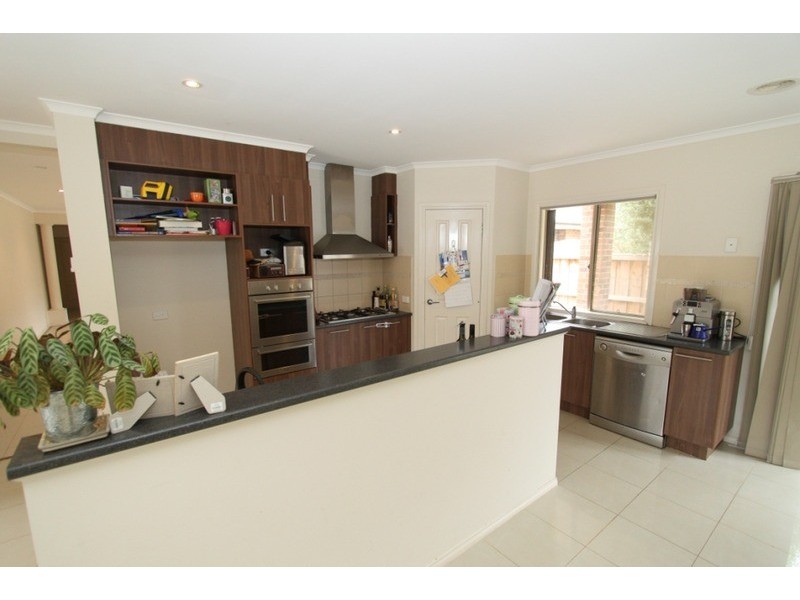 14 Ironbark Way, Brookfield VIC 3338