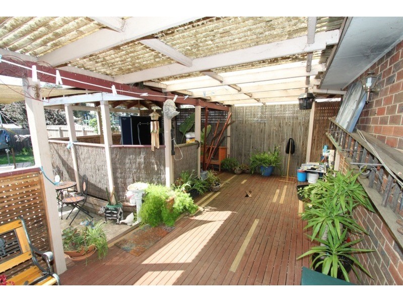 29 Eaton Street, Melton South VIC 3338