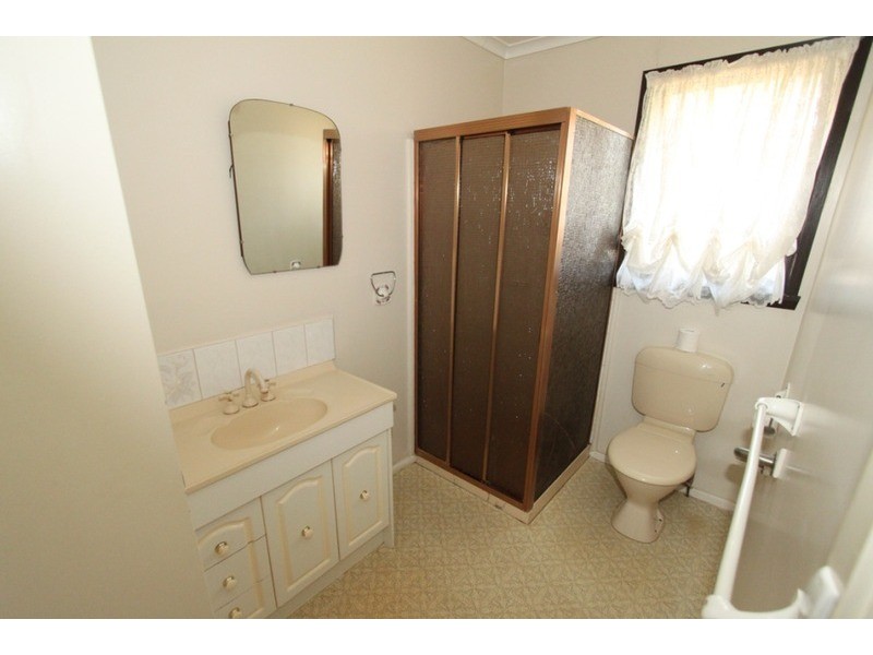 9 Raleighs  Road, Melton VIC 3337