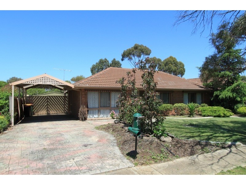 51 Tulloch Avenue, Kurunjang VIC 3337