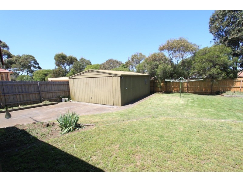 51 Tulloch Avenue, Kurunjang VIC 3337