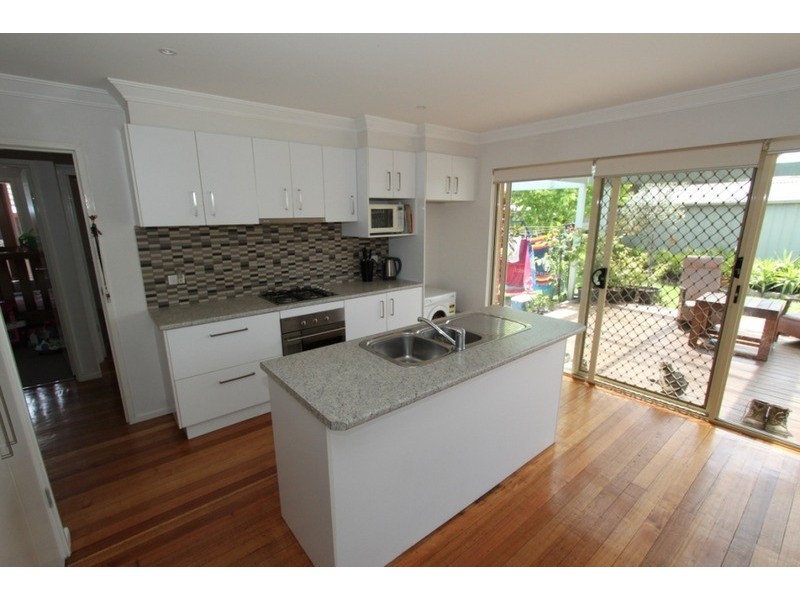 2 Quail Crescent, Melton VIC 3337