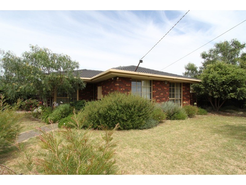 1 Leggatt Street, Melton South VIC 3338