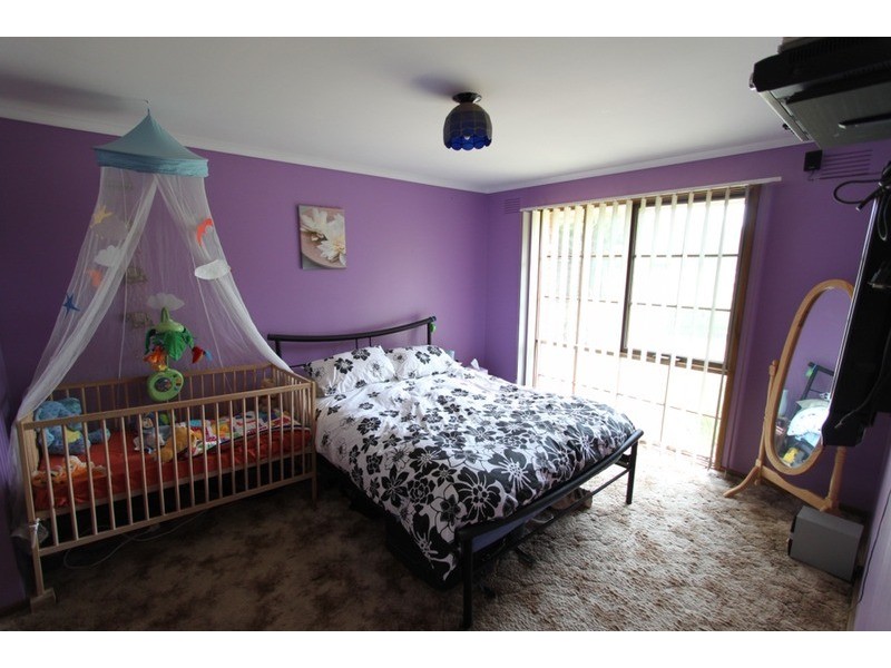 1 Leggatt Street, Melton South VIC 3338