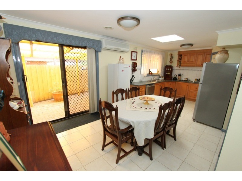 81 Hume Avenue, Melton VIC 3337