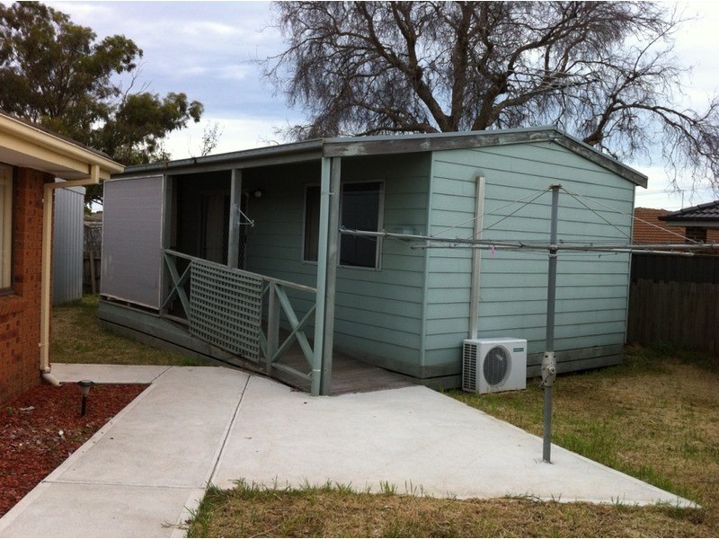 2 Monmouth Close, Albanvale VIC 3021