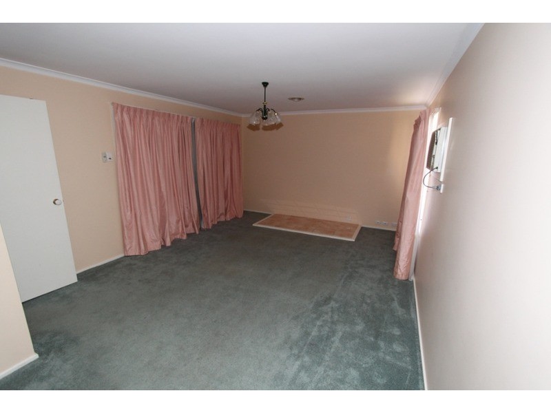 35 Blackwood Drive, Melton South VIC 3338