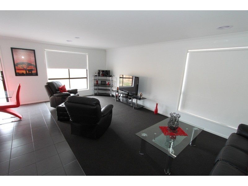 148 Botanica Spings Boulevard, Brookfield VIC 3338