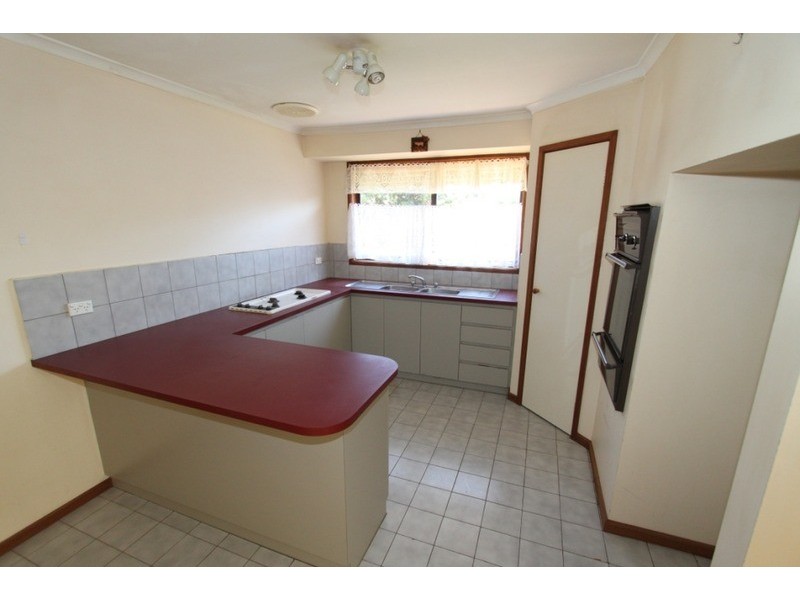 77 Childs Street, Melton South VIC 3338