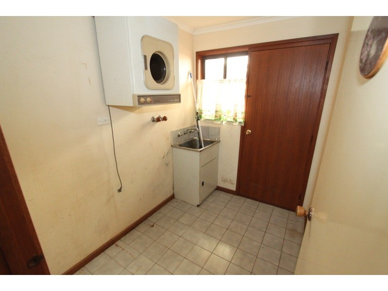 77 Childs Street, Melton South VIC 3338