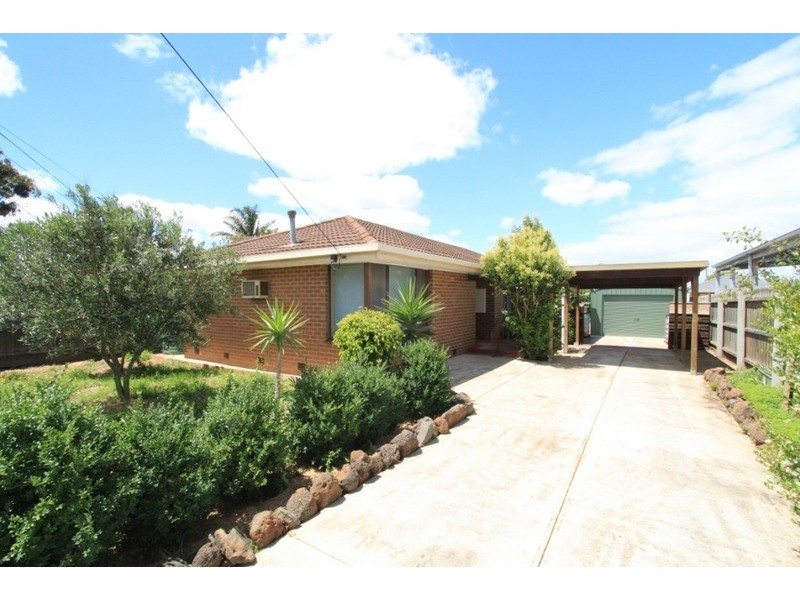 14 Hudson Place, Melton VIC 3337