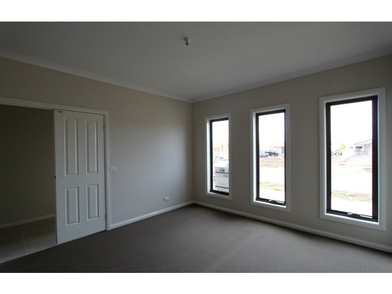 152 Botanica Springs Boulevard, Brookfield VIC 3338