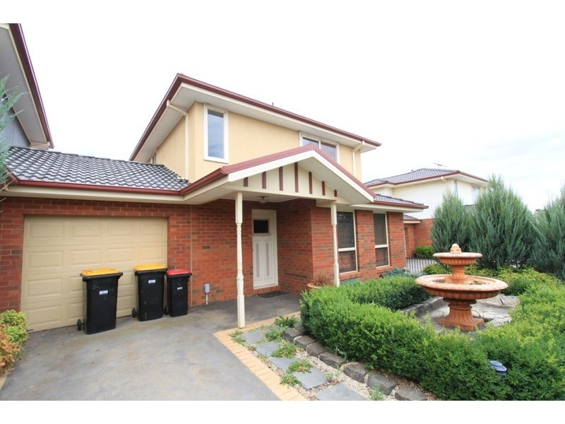 2/18-20 Henry Street, Melton VIC 3337