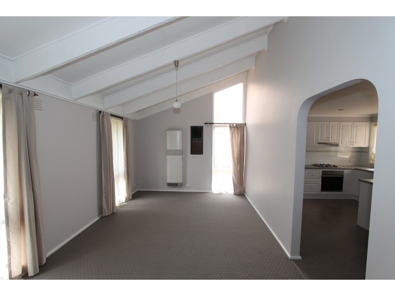 3 Empress Way, Melton West VIC 3337