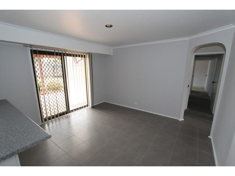 3 Empress Way, Melton West VIC 3337