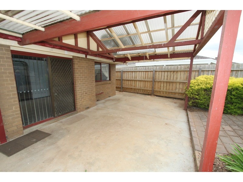 3 Empress Way, Melton West VIC 3337