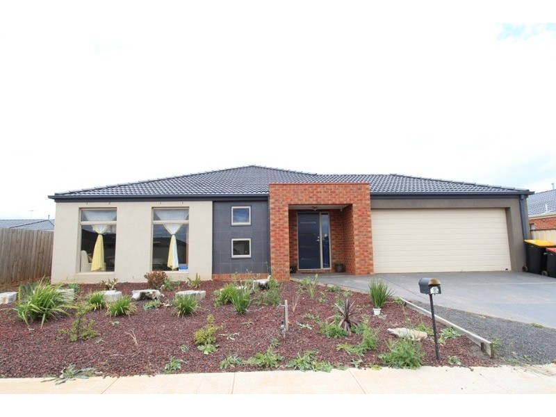 3 Banker Street, Melton VIC 3337