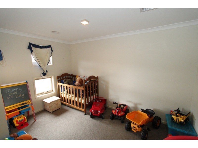 3 Banker Street, Melton VIC 3337