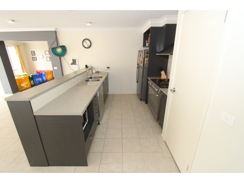 3 Banker Street, Melton VIC 3337