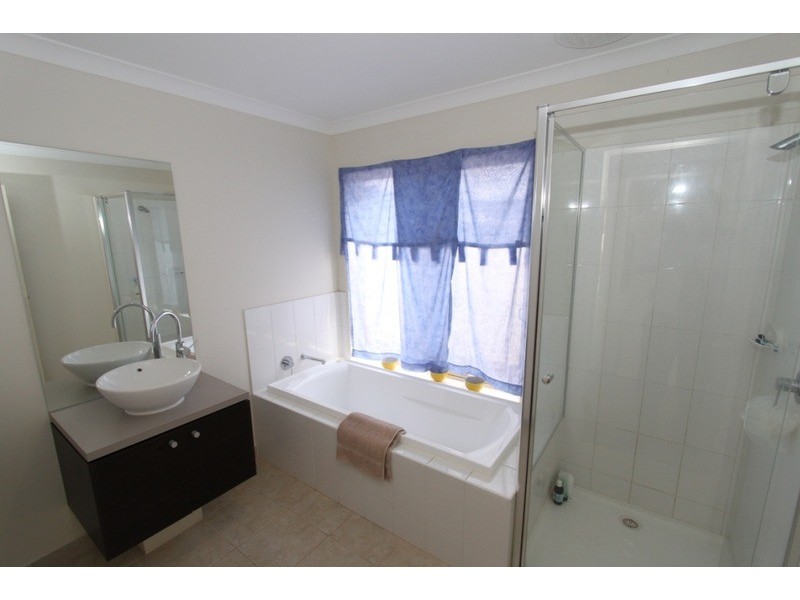 3 Banker Street, Melton VIC 3337