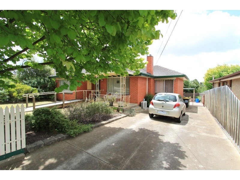 6 Mason Court, Melton VIC 3337