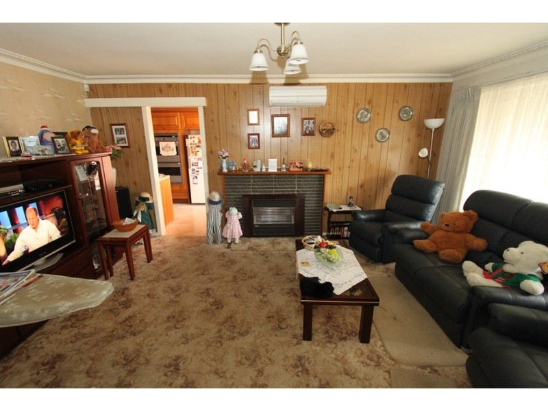 6 Mason Court, Melton VIC 3337