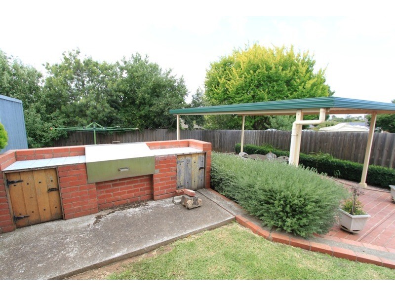 6 Mason Court, Melton VIC 3337