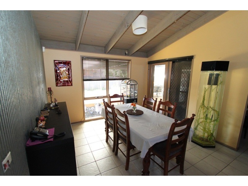 32 Blackdog Drive, Brookfield VIC 3338