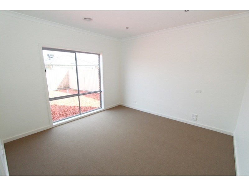 9 Fieldstone Way, Brookfield VIC 3338