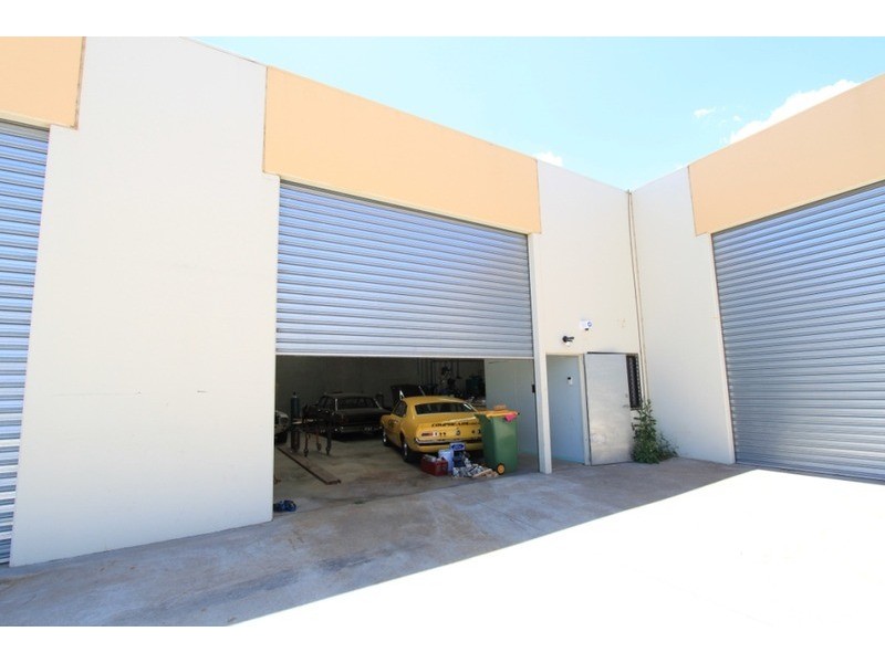 2/1 William Street, Melton VIC 3337