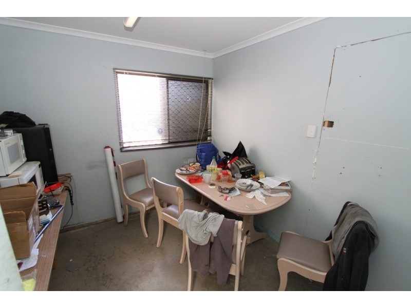 2/1 William Street, Melton VIC 3337