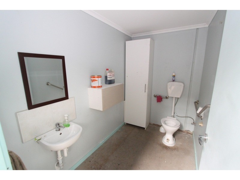 2/1 William Street, Melton VIC 3337