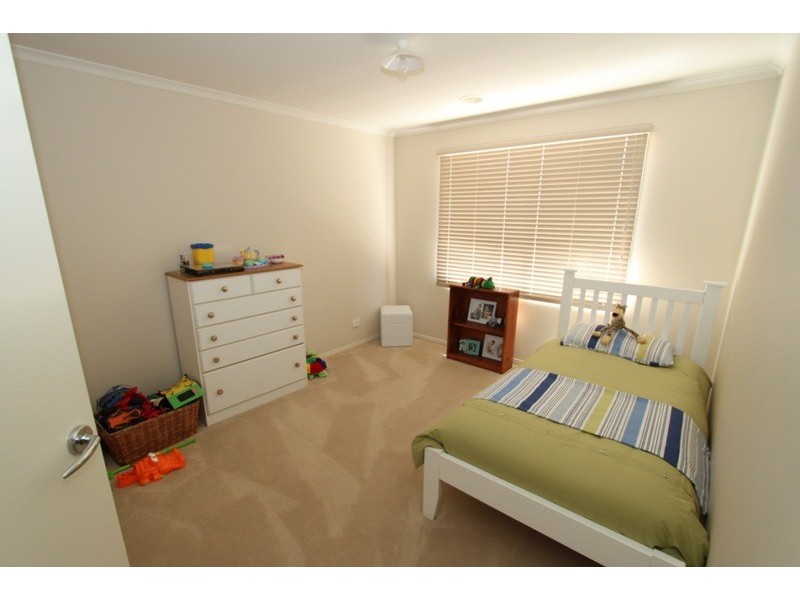 44 Meadowglen Drive, Melton West VIC 3337