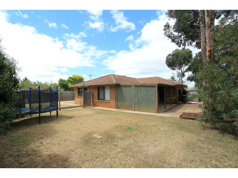 9 Lloyd Court, Brookfield VIC 3338