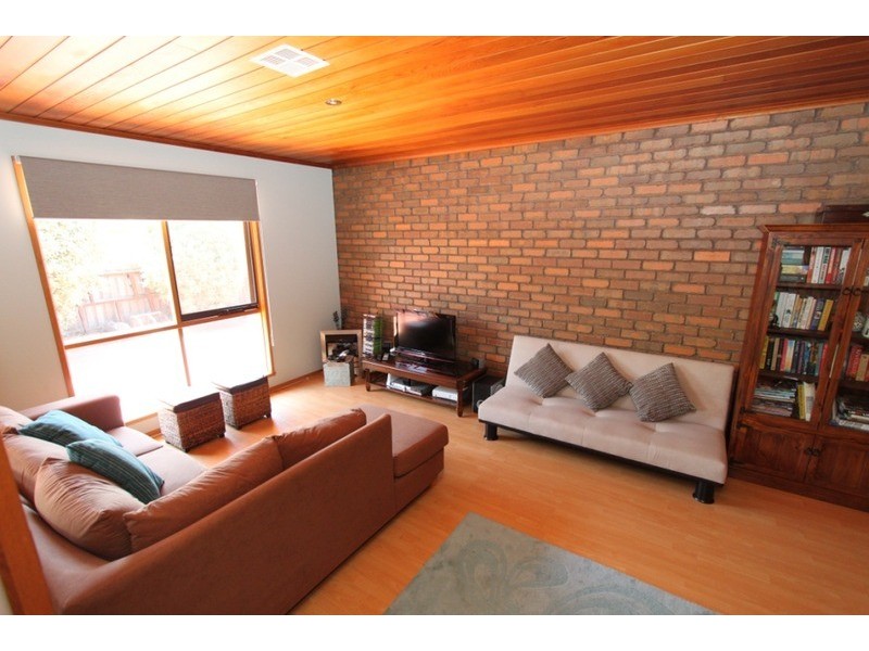 11 Peart Court, Brookfield VIC 3338