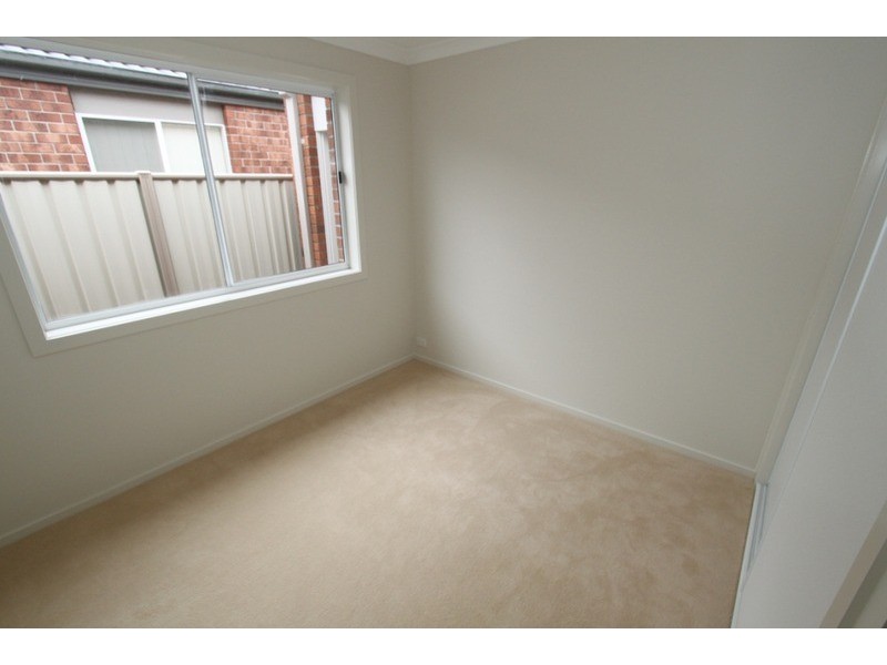 9 Clare Street, Brookfield VIC 3338
