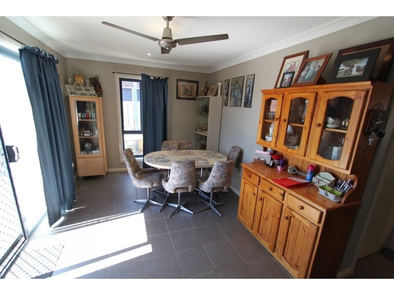 3 Petrea  Place, Melton VIC 3337