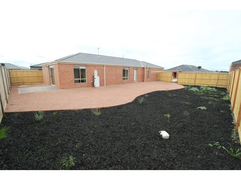 3 Flemings Avenue, Melton West VIC 3337