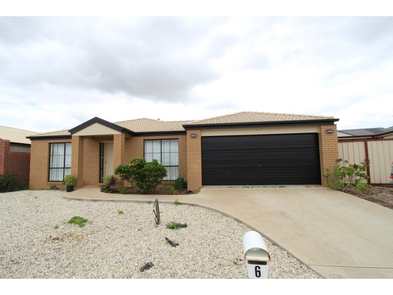 6 Beauview Court, Kurunjang VIC 3337