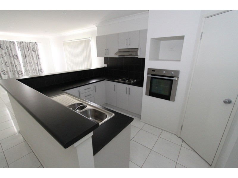 6 Beauview Court, Kurunjang VIC 3337