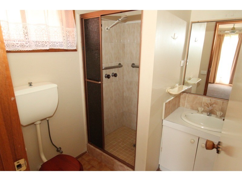 47 Henry Street, Melton VIC 3337