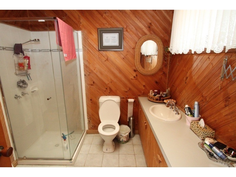 14 Cameron Court, Kurunjang VIC 3337