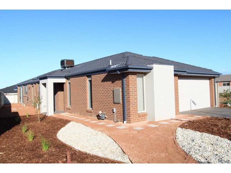 14 Natalie Street, Brookfield VIC 3338