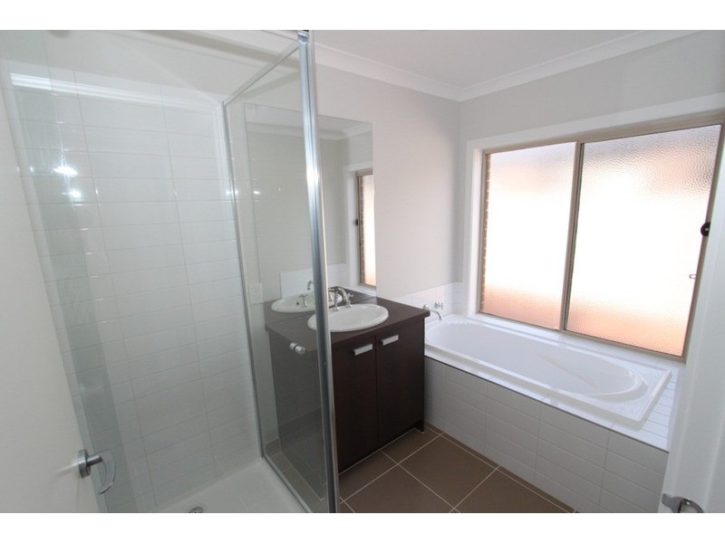 14 Natalie Street, Brookfield VIC 3338