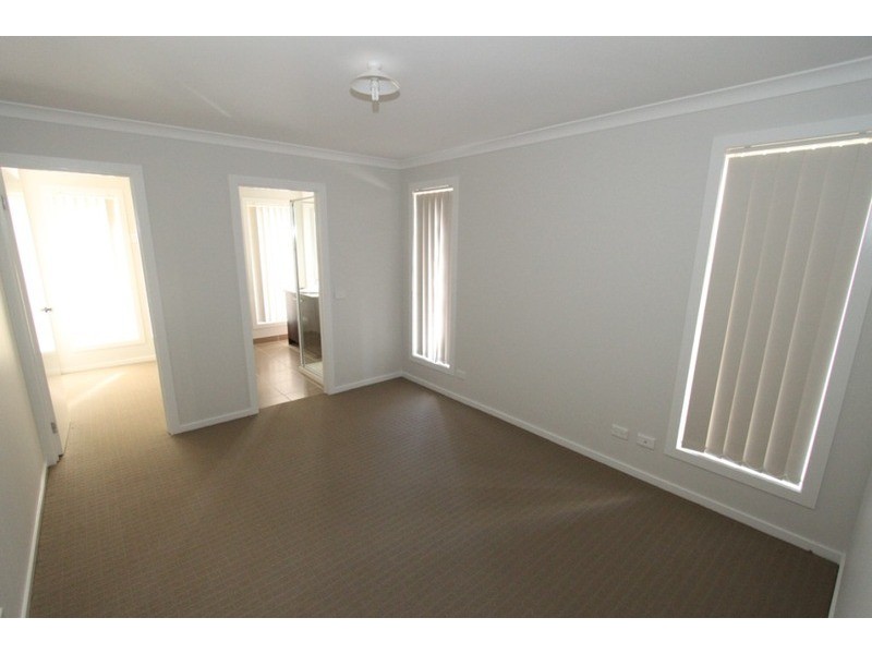 14 Natalie Street, Brookfield VIC 3338